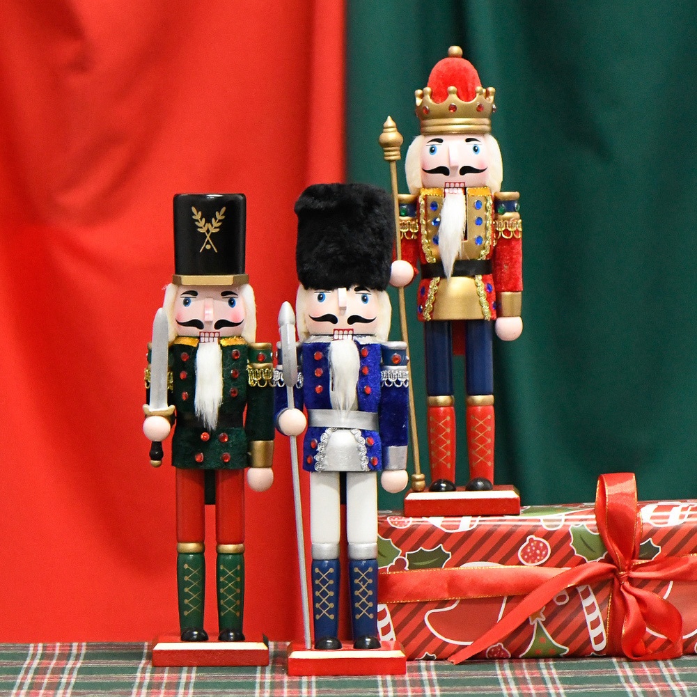 مكسرة البندق الخشبية بطول 30 س - مراجعة Nutcracker Figurine وسعره